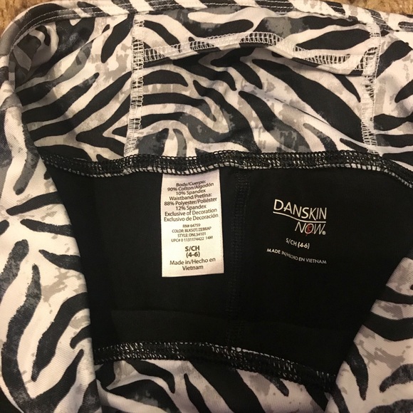 Black and White Leggings - Picture 2 of 2